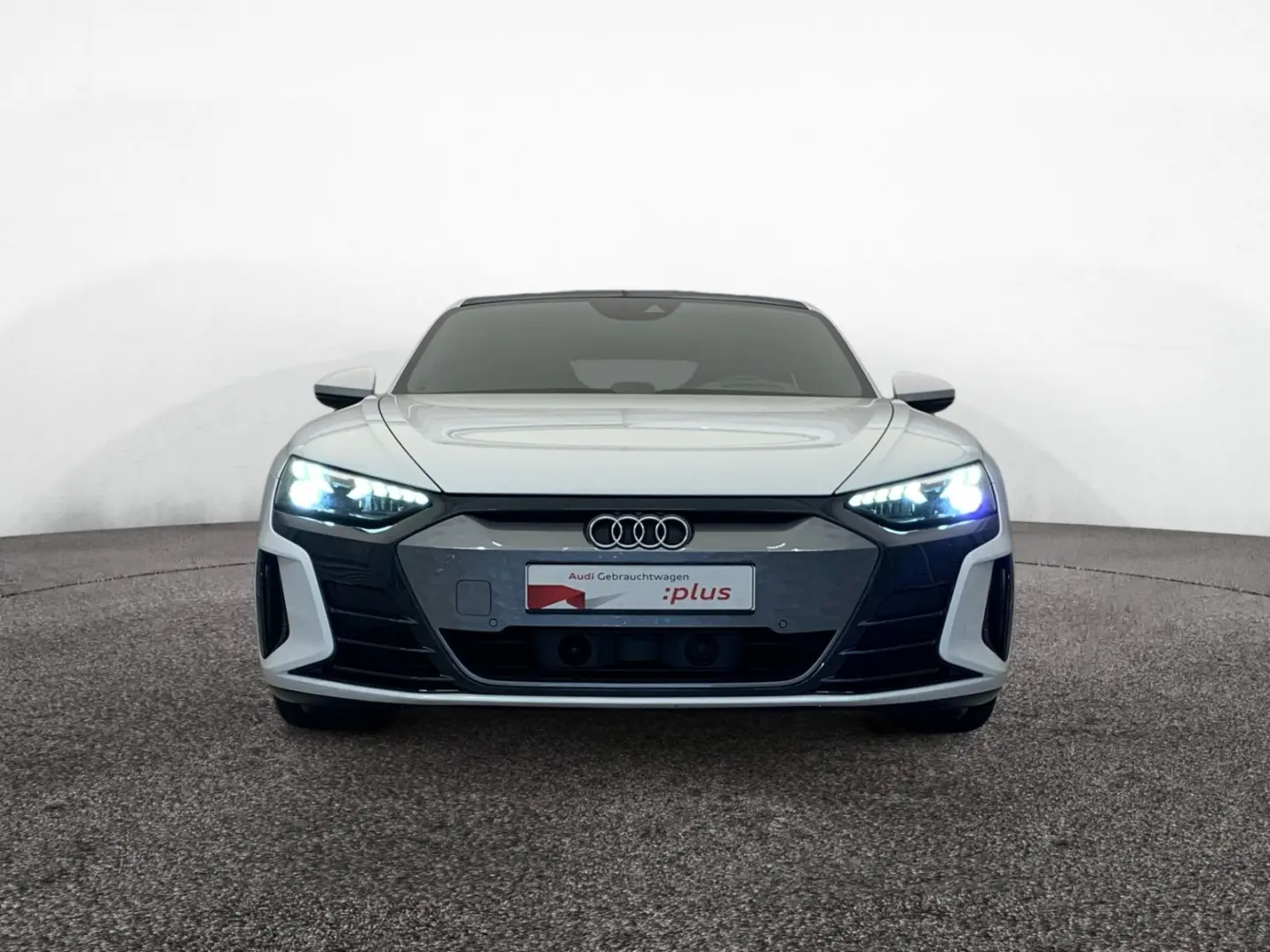 e-tron GT qua *WÄRME*PANO*NAVI*LUFTF*360*ACC*