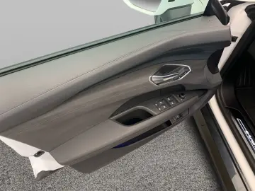 e-tron GT qua *WÄRME*PANO*NAVI*LUFTF*360*ACC*