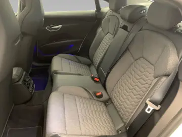 e-tron GT qua *WÄRME*PANO*NAVI*LUFTF*360*ACC*