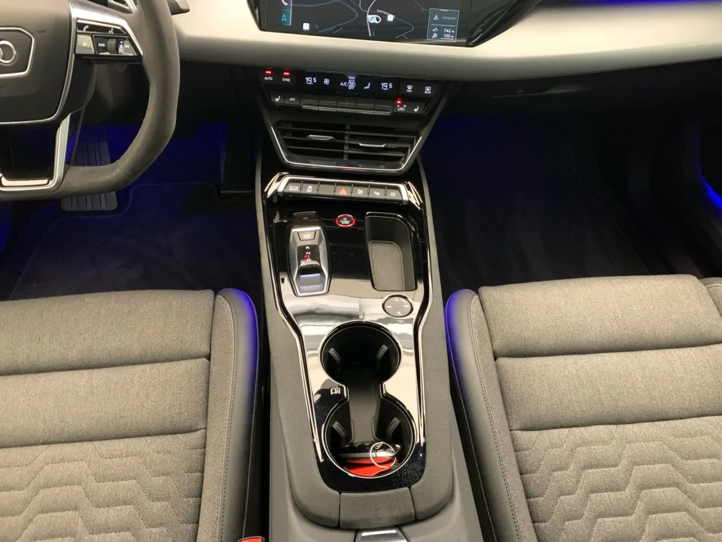 e-tron GT qua *WÄRME*PANO*NAVI*LUFTF*360*ACC*