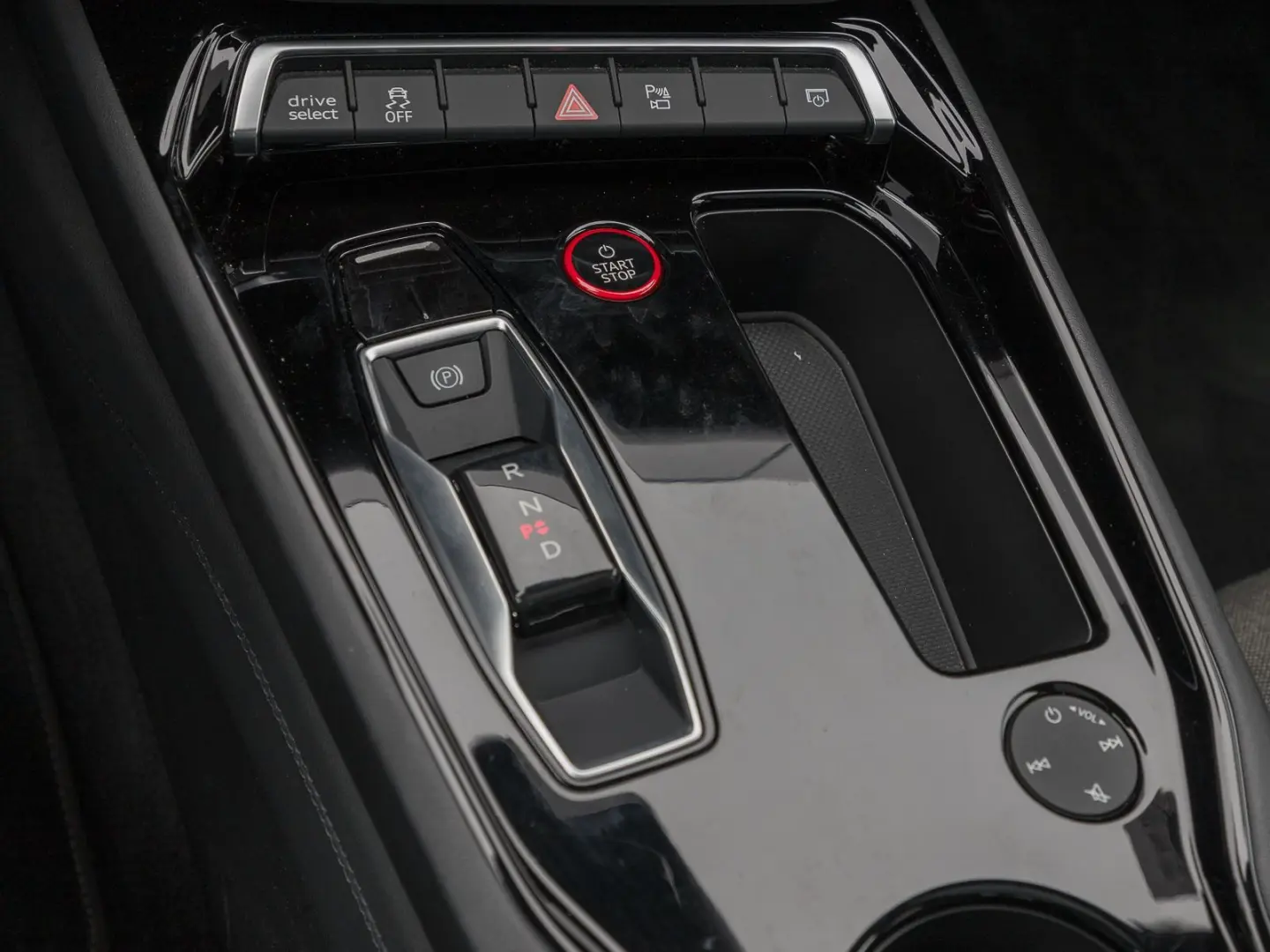 e-tron GT LED 360 HuD PANO LM20