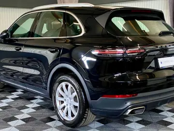 Cayenne, Panorama, Kamera, CarPlay, LED
