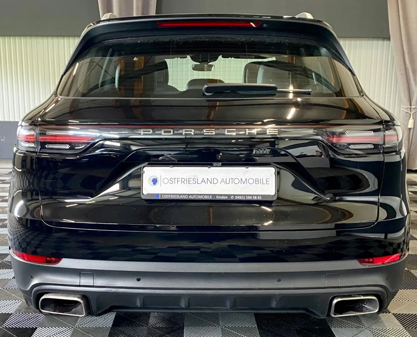 Cayenne, Panorama, Kamera, CarPlay, LED