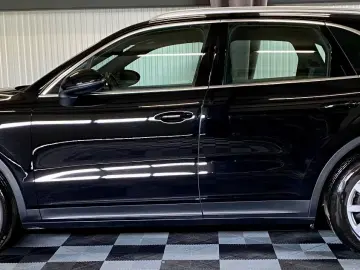 Cayenne, Panorama, Kamera, CarPlay, LED