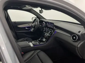 Mercedes-Benz GLC 300 de Coupe 4M AMG