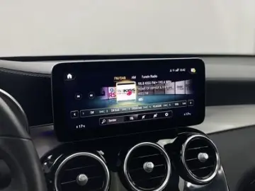 Mercedes-Benz GLC 300 de Coupe 4M AMG