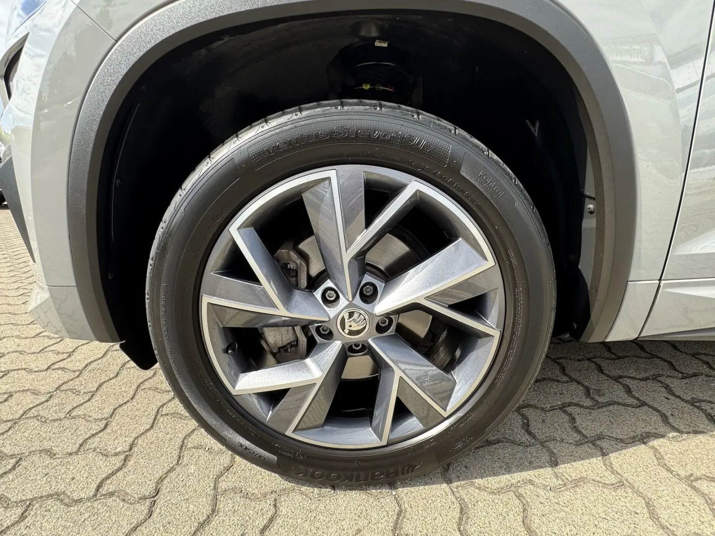 Kodiaq 2.0 TDI DSG Sportline*STANDHEIZUNG*ACC*SH
