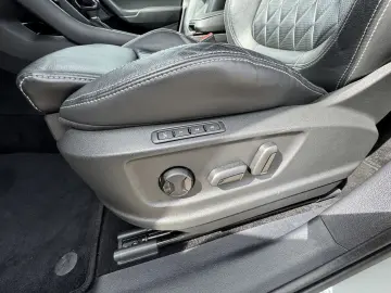 Kodiaq 2.0 TDI DSG Sportline*STANDHEIZUNG*ACC*SH