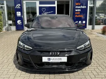e-tron GT quattro*PANO*LED*KERAMIK BREMSE*CARBON