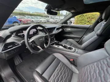 e-tron GT quattro*PANO*LED*KERAMIK BREMSE*CARBON