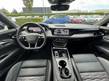 e-tron GT quattro*PANO*LED*KERAMIK BREMSE*CARBON