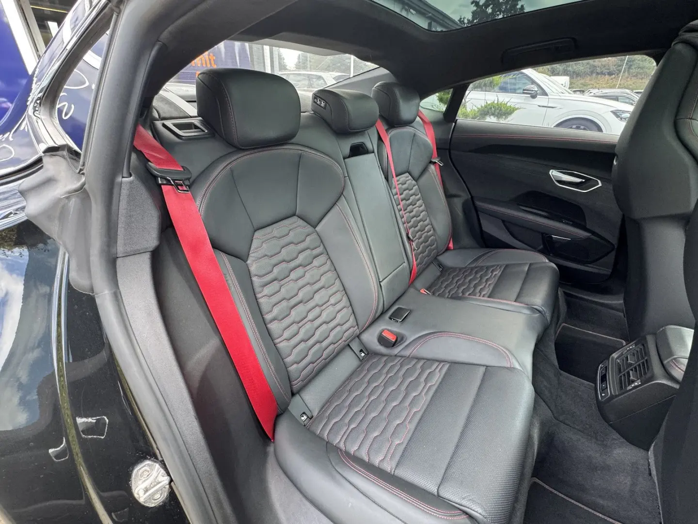 e-tron GT quattro*PANO*LED*KERAMIK BREMSE*CARBON