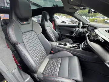 e-tron GT quattro*PANO*LED*KERAMIK BREMSE*CARBON