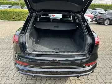 e-tron 50 quattro S line Black Edition
