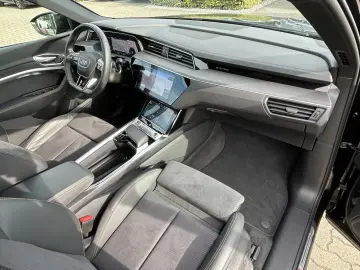 e-tron 50 quattro S line Black Edition