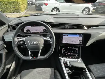 e-tron 50 quattro S line Black Edition