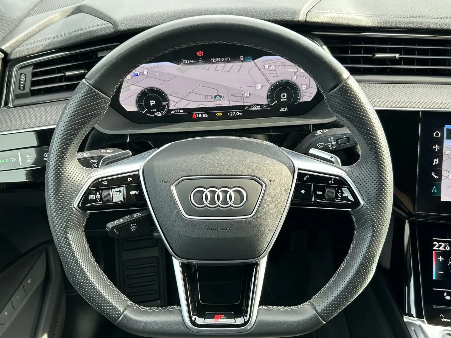 e-tron 50 quattro S line Black Edition