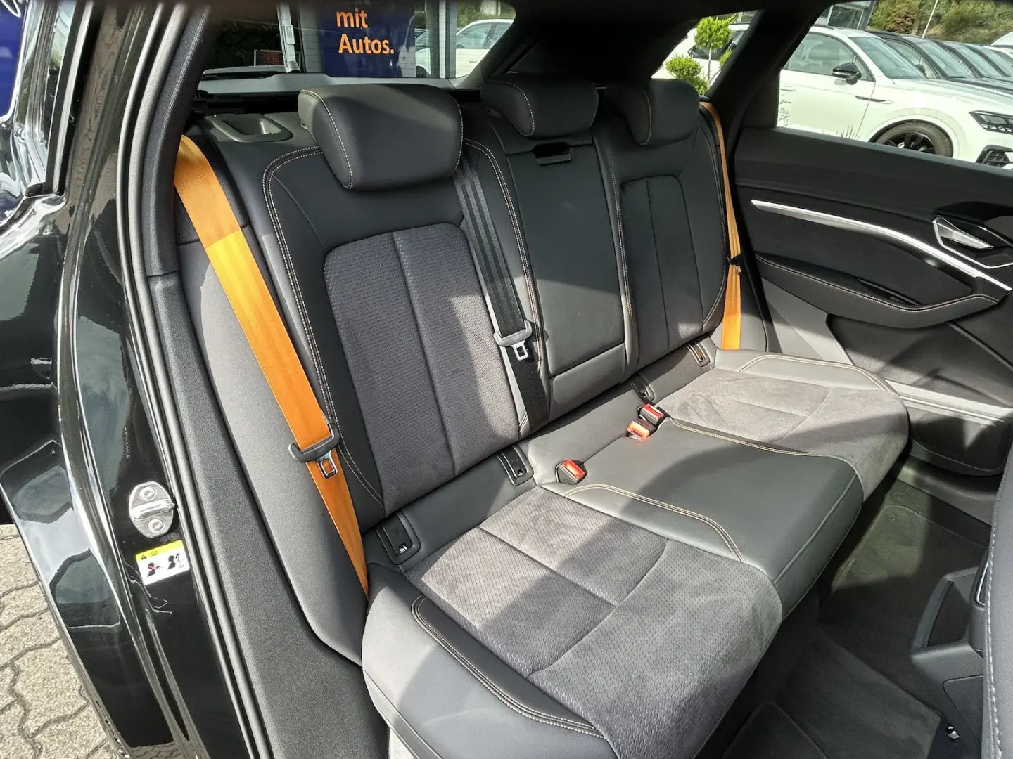 e-tron 50 quattro S line Black Edition