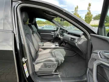 e-tron 50 quattro S line Black Edition