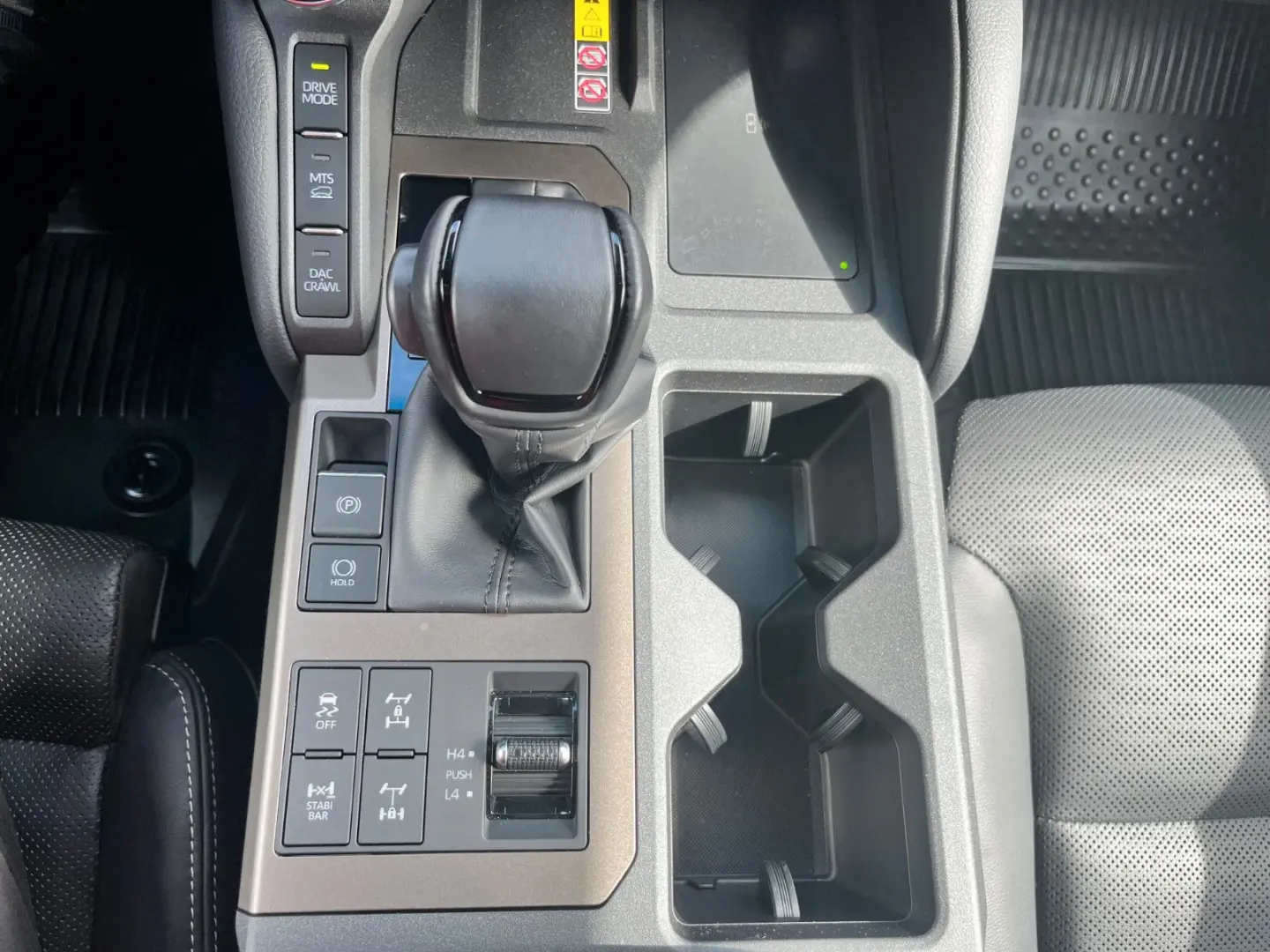 Land Cruiser 2,4 iFORCE MAX HEV RD