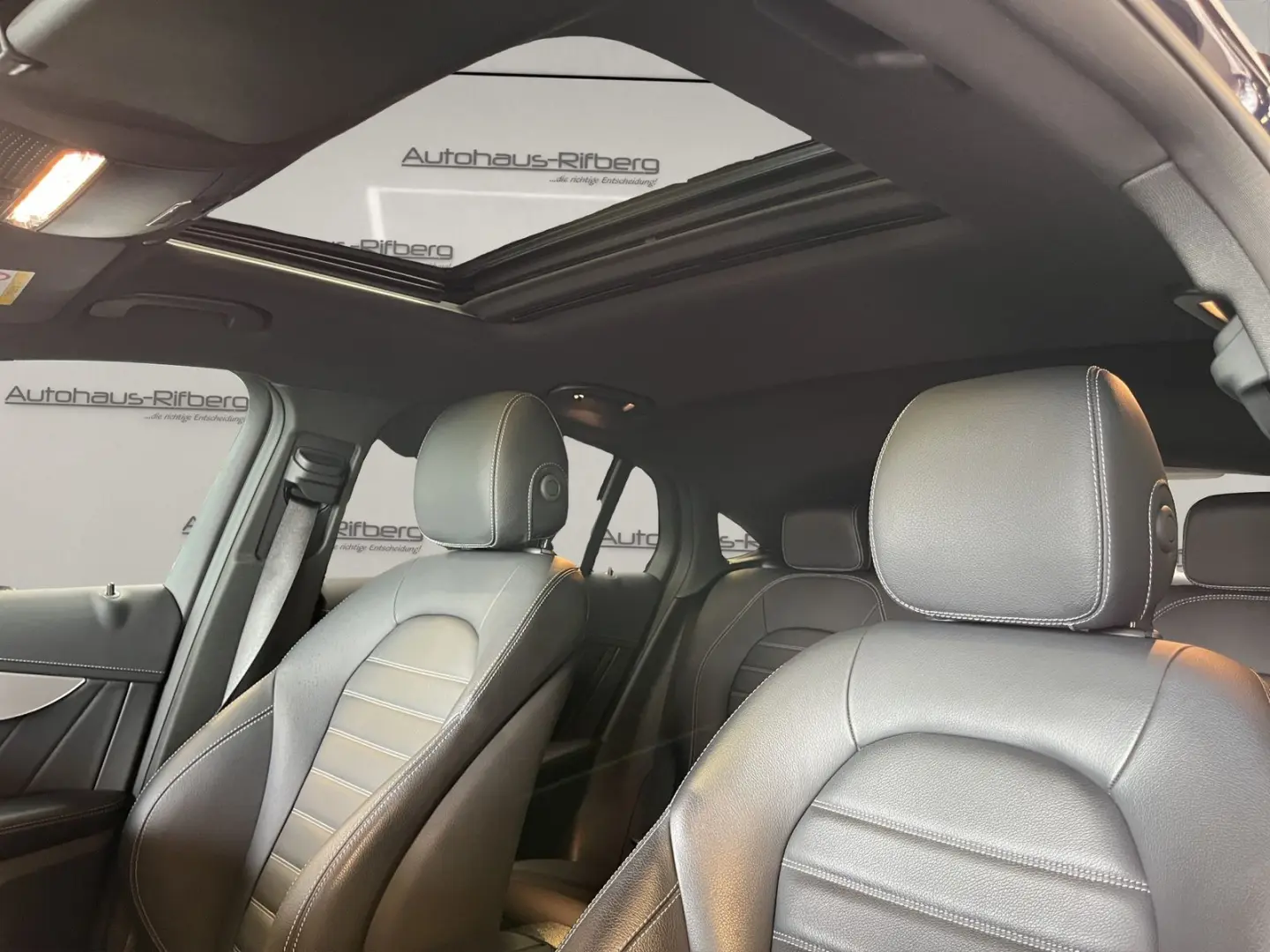 Mercedes-Benz GLC 300 de 4Matic COUPE AMG