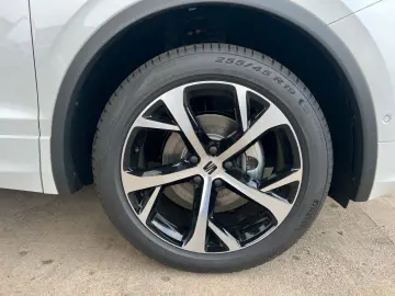 Tarraco FR 1.5 TSI DSG AHK/PANO/NAVI/ACC/