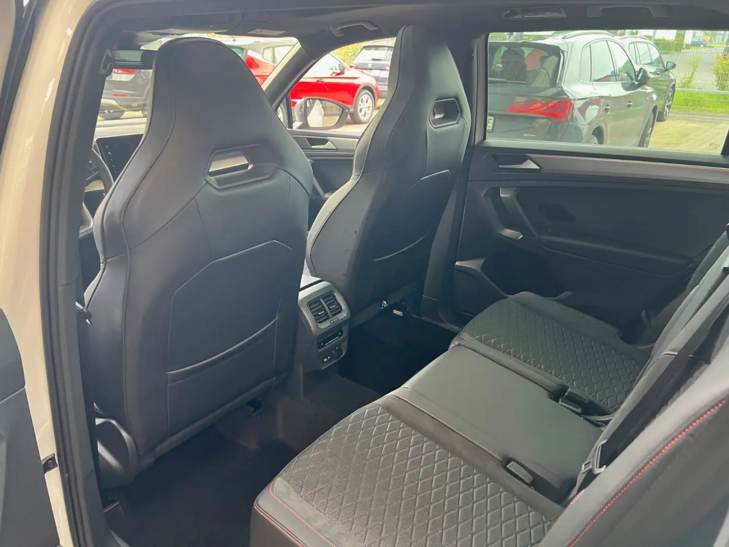 Tarraco FR 1.5 TSI DSG AHK/PANO/NAVI/ACC/