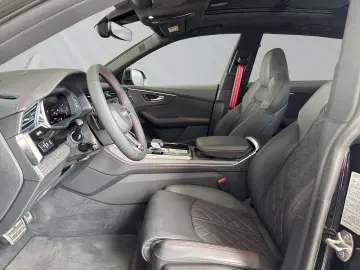 SQ8 SUV TFSI 373(507) kW(PS) tiptronic