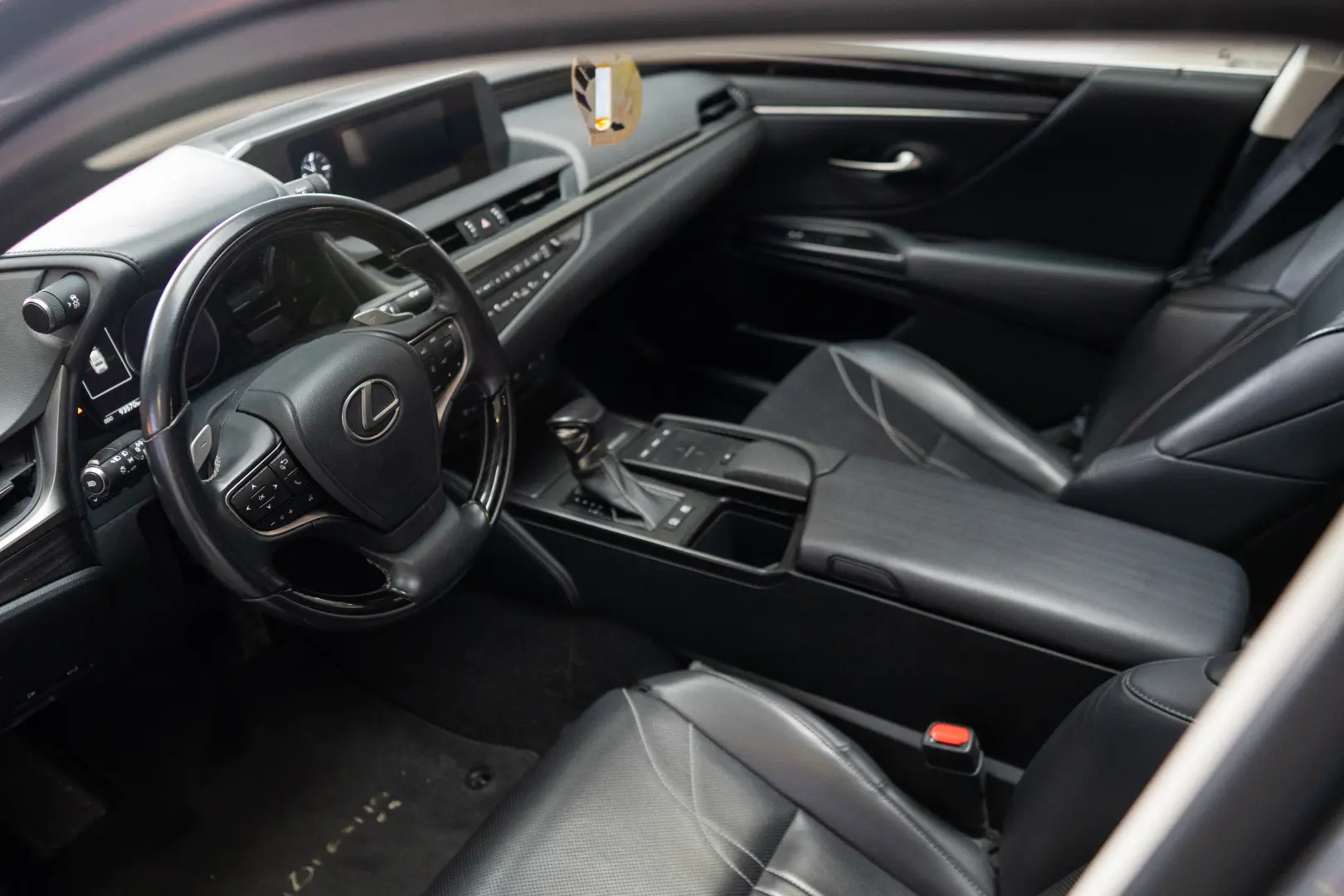 Lexus Seria ES 300h Echipare Luxury Stoc Timisoara