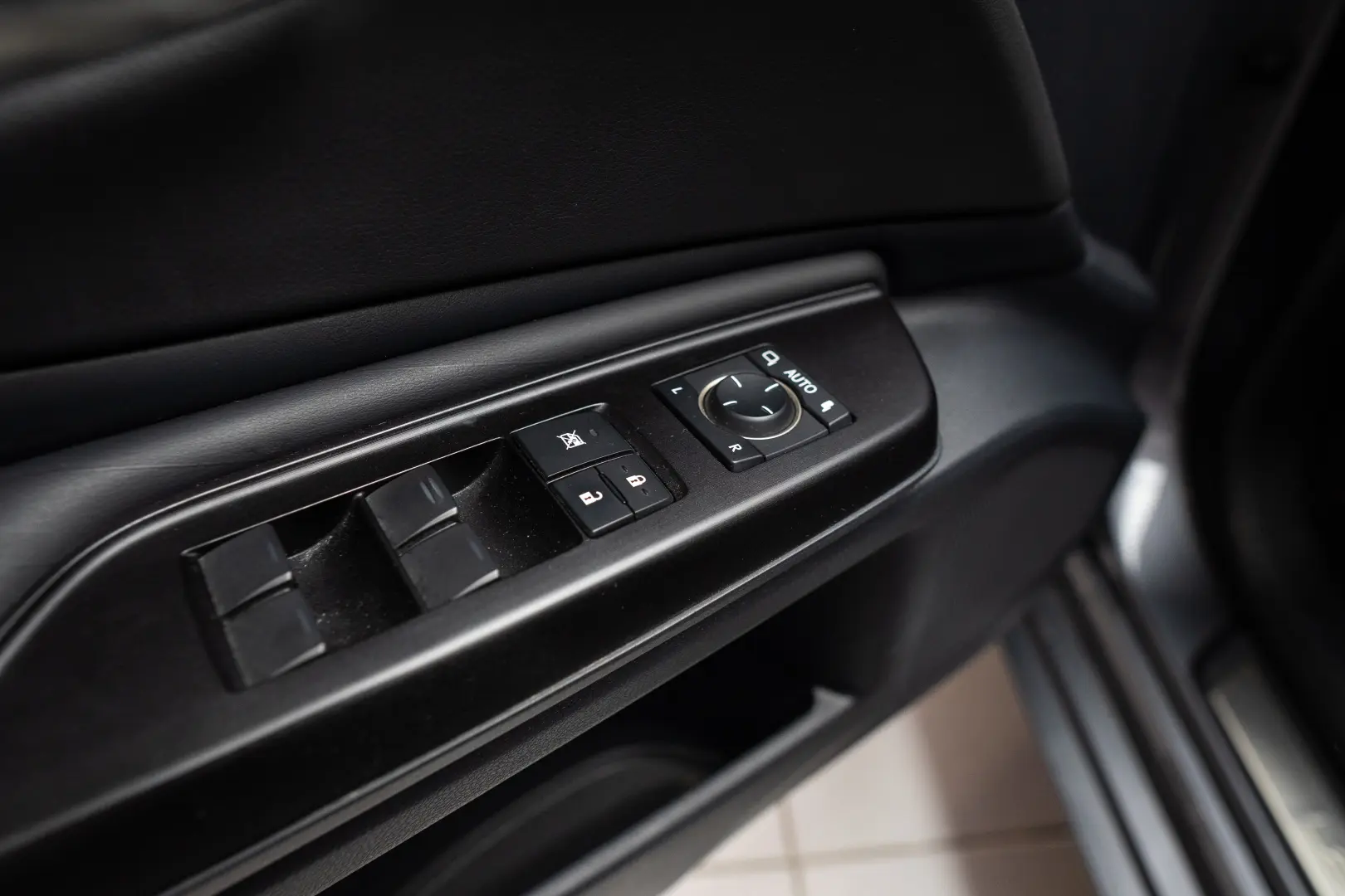 Lexus Seria ES 300h Echipare Luxury Stoc Timisoara