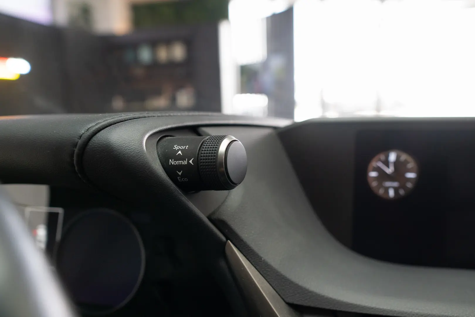 Lexus Seria ES 300h Echipare Luxury Stoc Timisoara