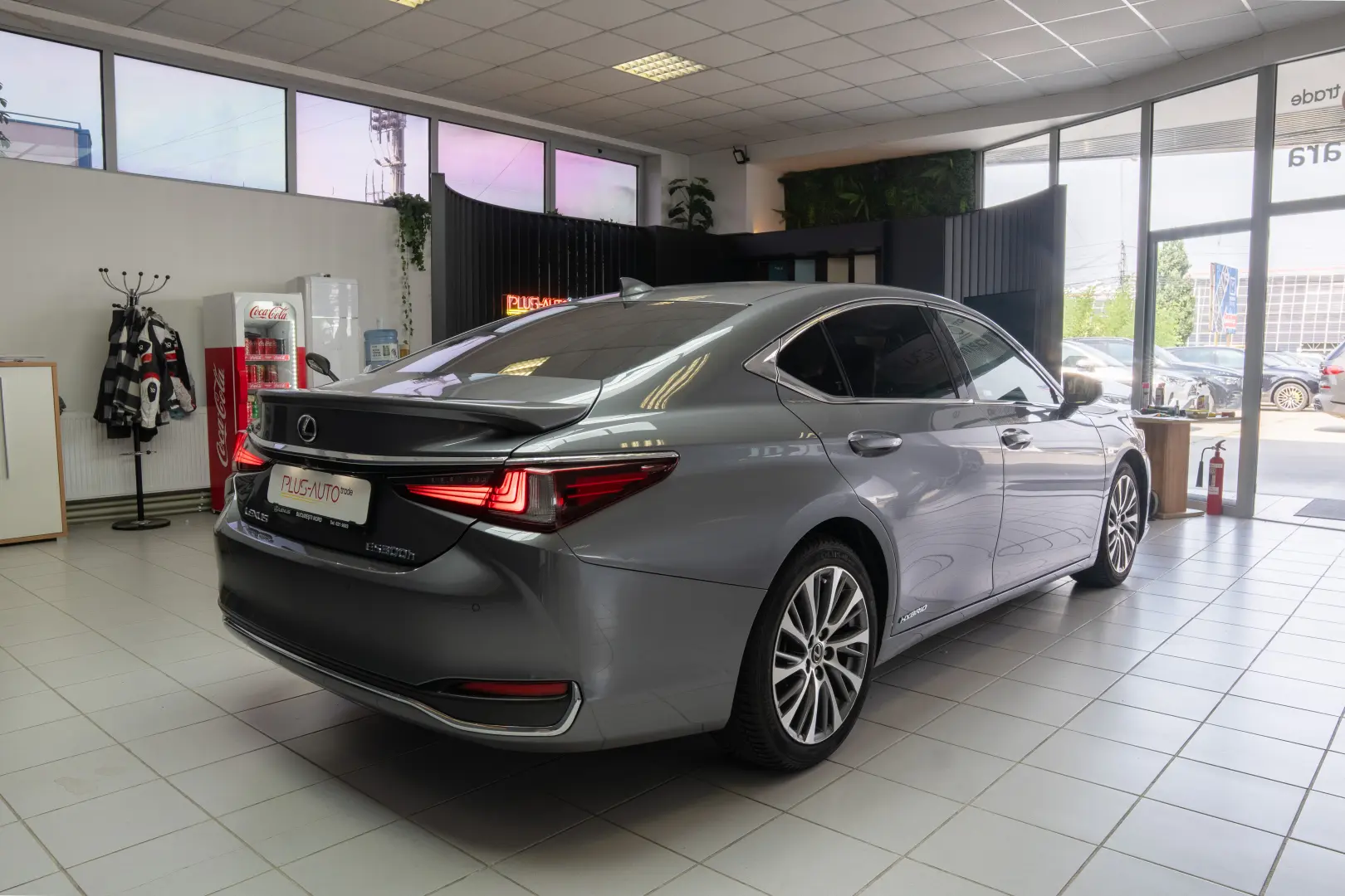 Lexus Seria ES 300h Echipare Luxury Stoc Timisoara