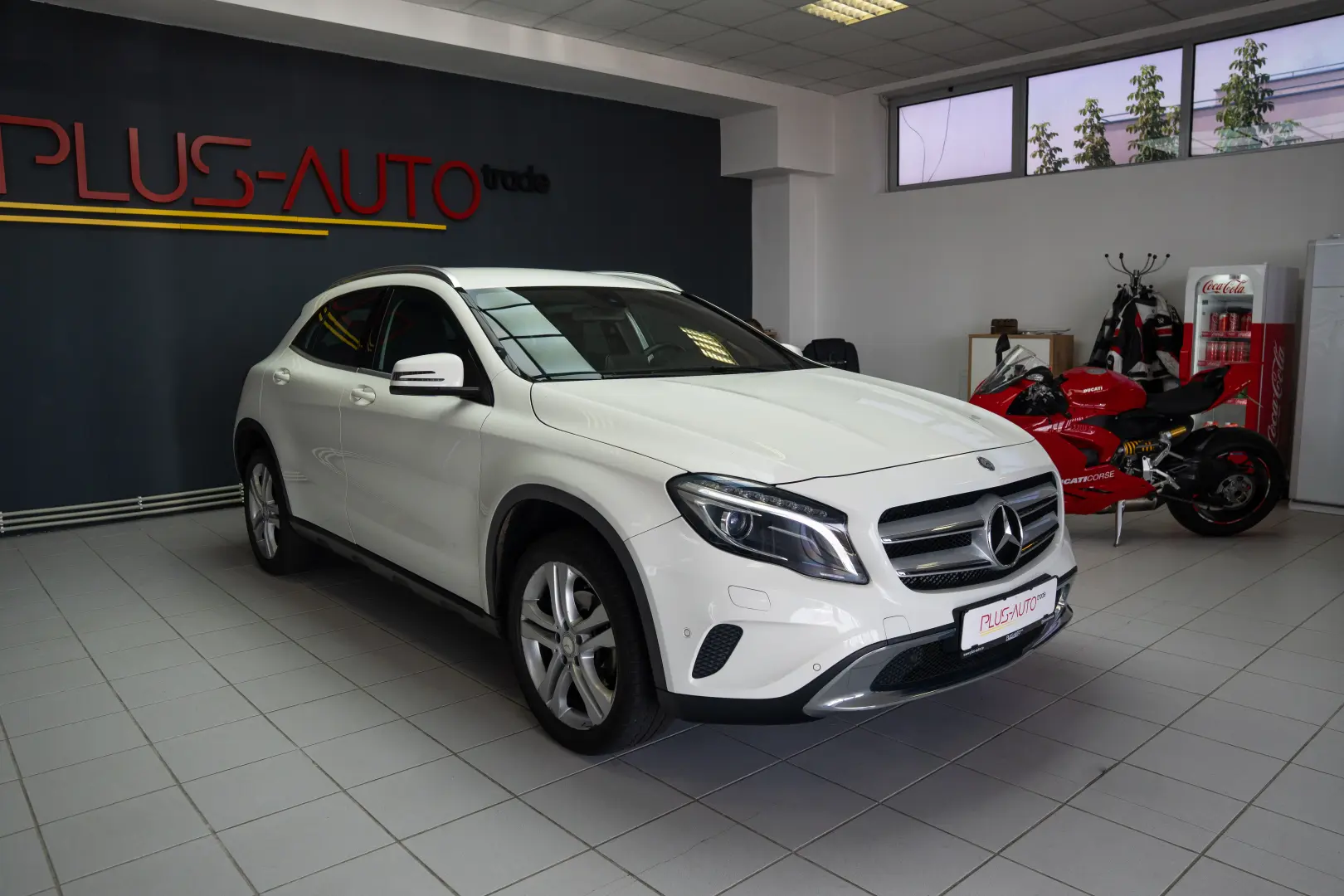 Mercedes-Benz GLA 180 Cutie Automata Stoc Timisoara