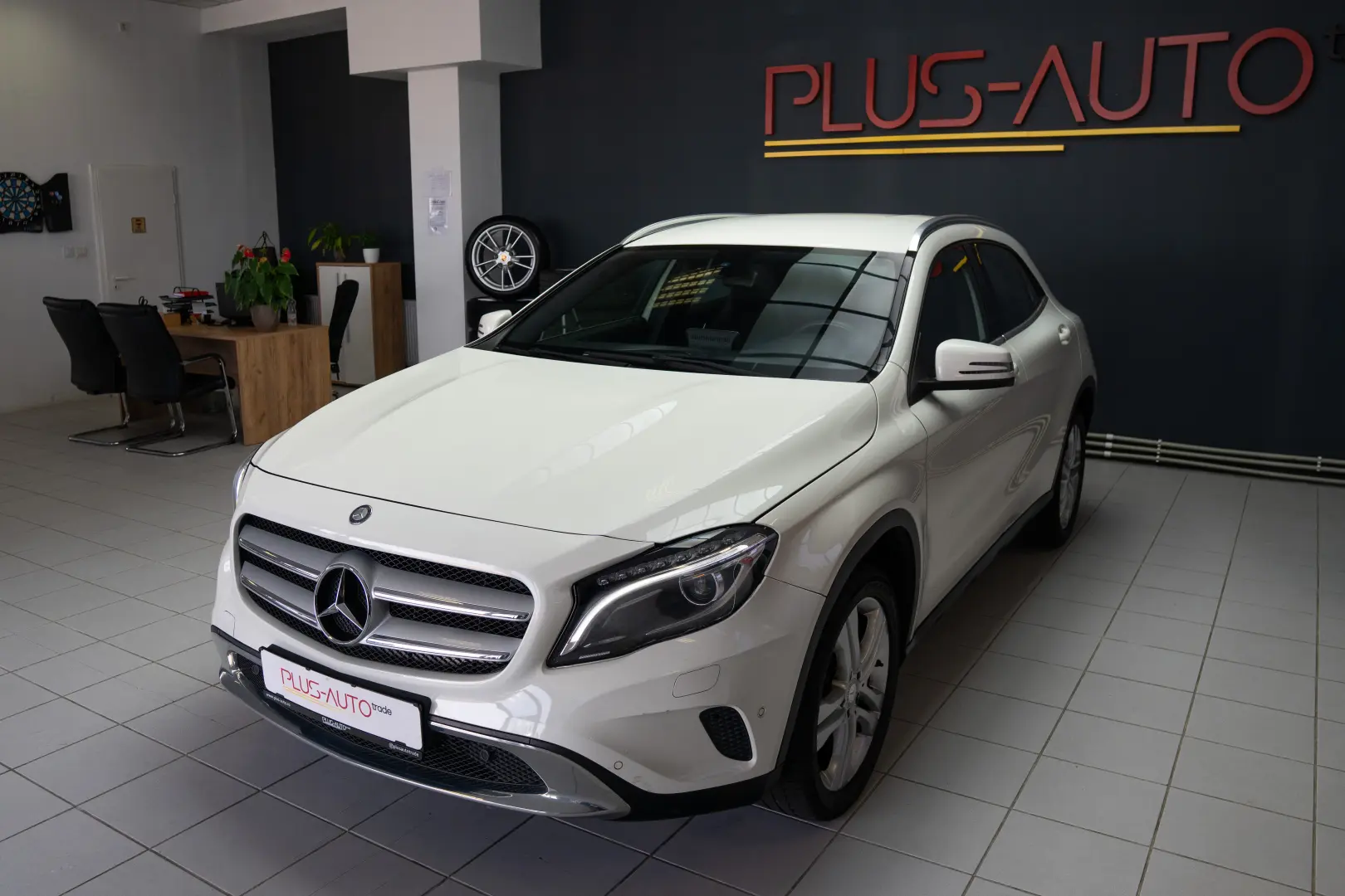 Mercedes-Benz GLA 180 Cutie Automata Stoc Timisoara