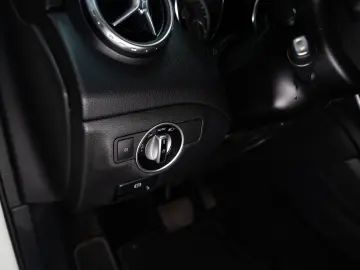 Mercedes-Benz GLA 180 Cutie Automata Stoc Timisoara