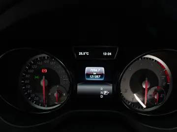 Mercedes-Benz GLA 180 Cutie Automata Stoc Timisoara