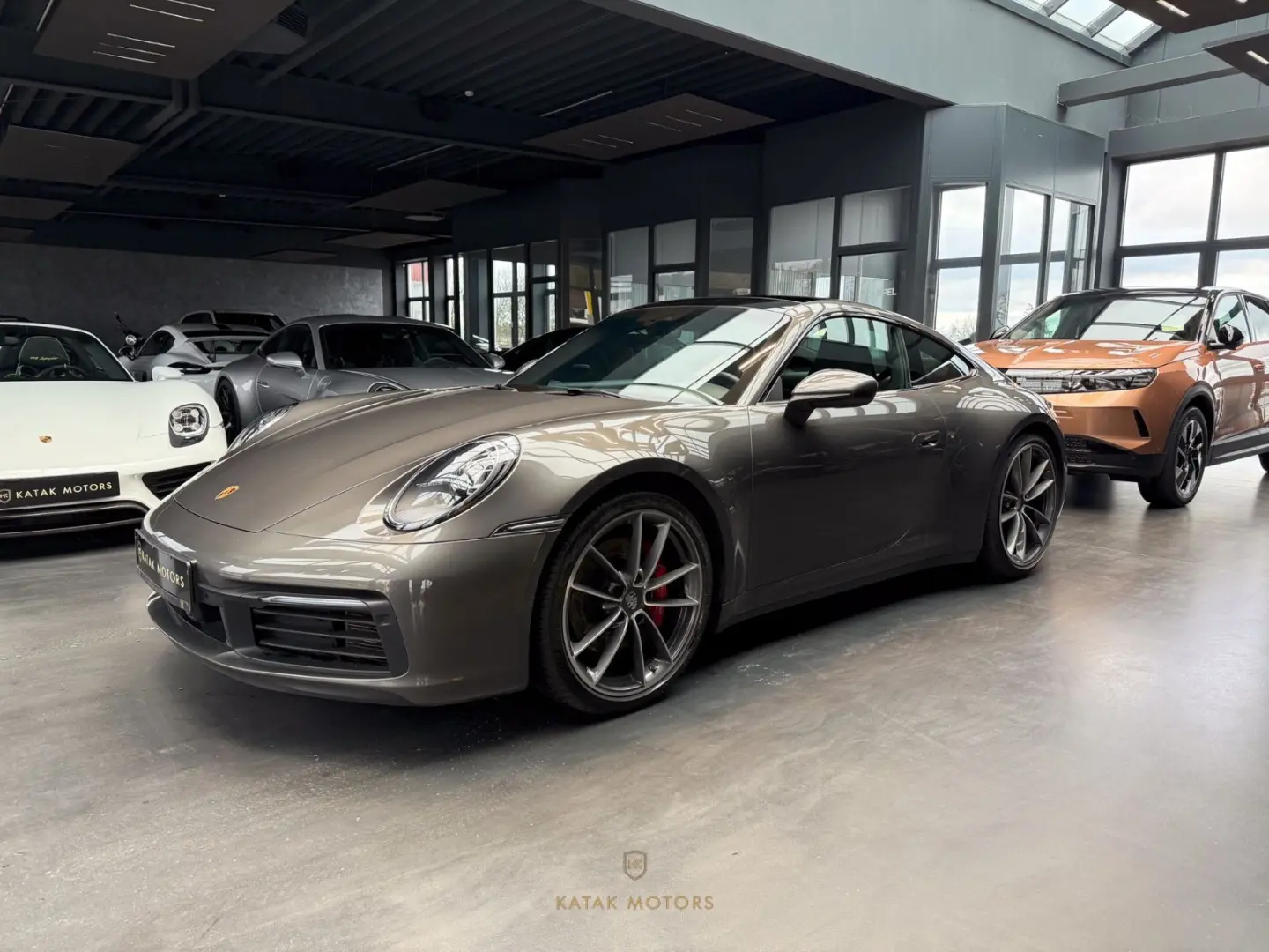 911 Carrera 4 S/PDLS+/SPORTSITZ 14W/WAPPEN