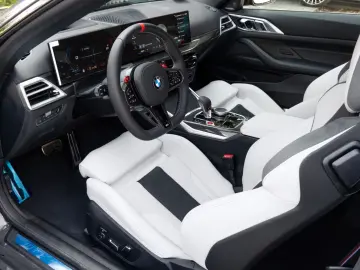 BMW M4 Competition M xDRIVE