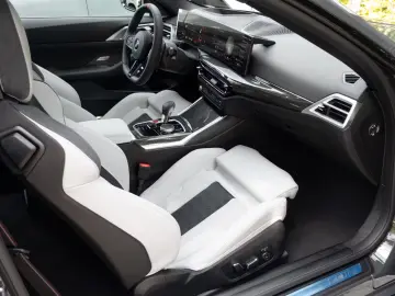 BMW M4 Competition M xDRIVE