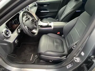 C 300 e 4Matic AMG Line /Panorama/designo mango