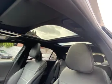 C 300 e 4Matic AMG Line /Panorama/designo mango