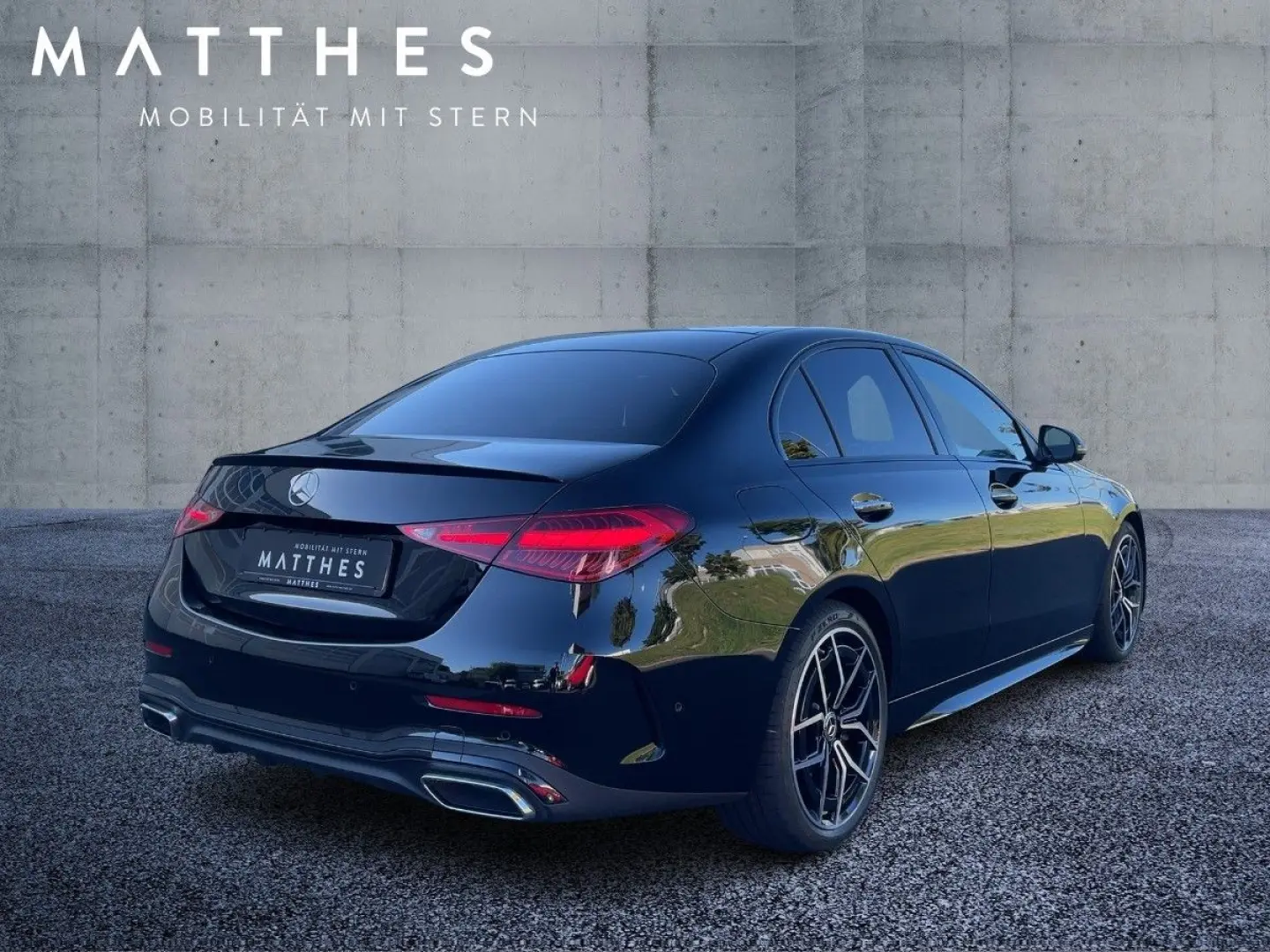 C 220 d 4M AMG/Night/360°/Digital-Light/AHK/19''