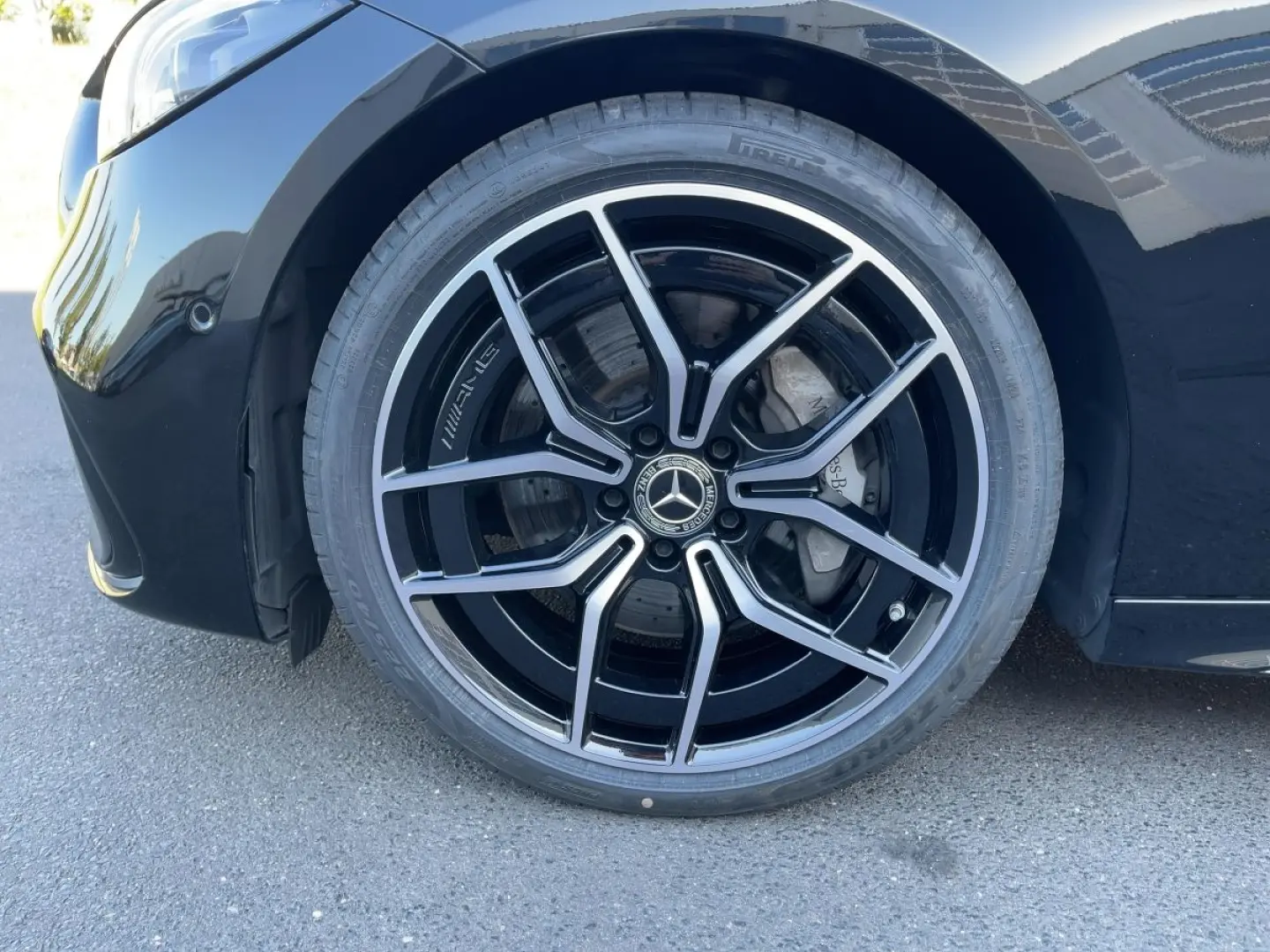 C 220 d 4M AMG/Night/360°/Digital-Light/AHK/19''