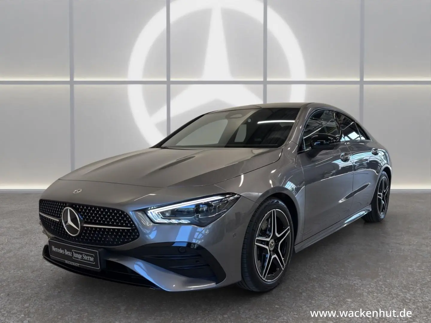 CLA 220 4M EDITION AMG LINE NIGHT+PANO+DIST+360°