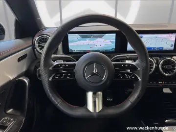 CLA 220 4M EDITION AMG LINE NIGHT+PANO+DIST+360°