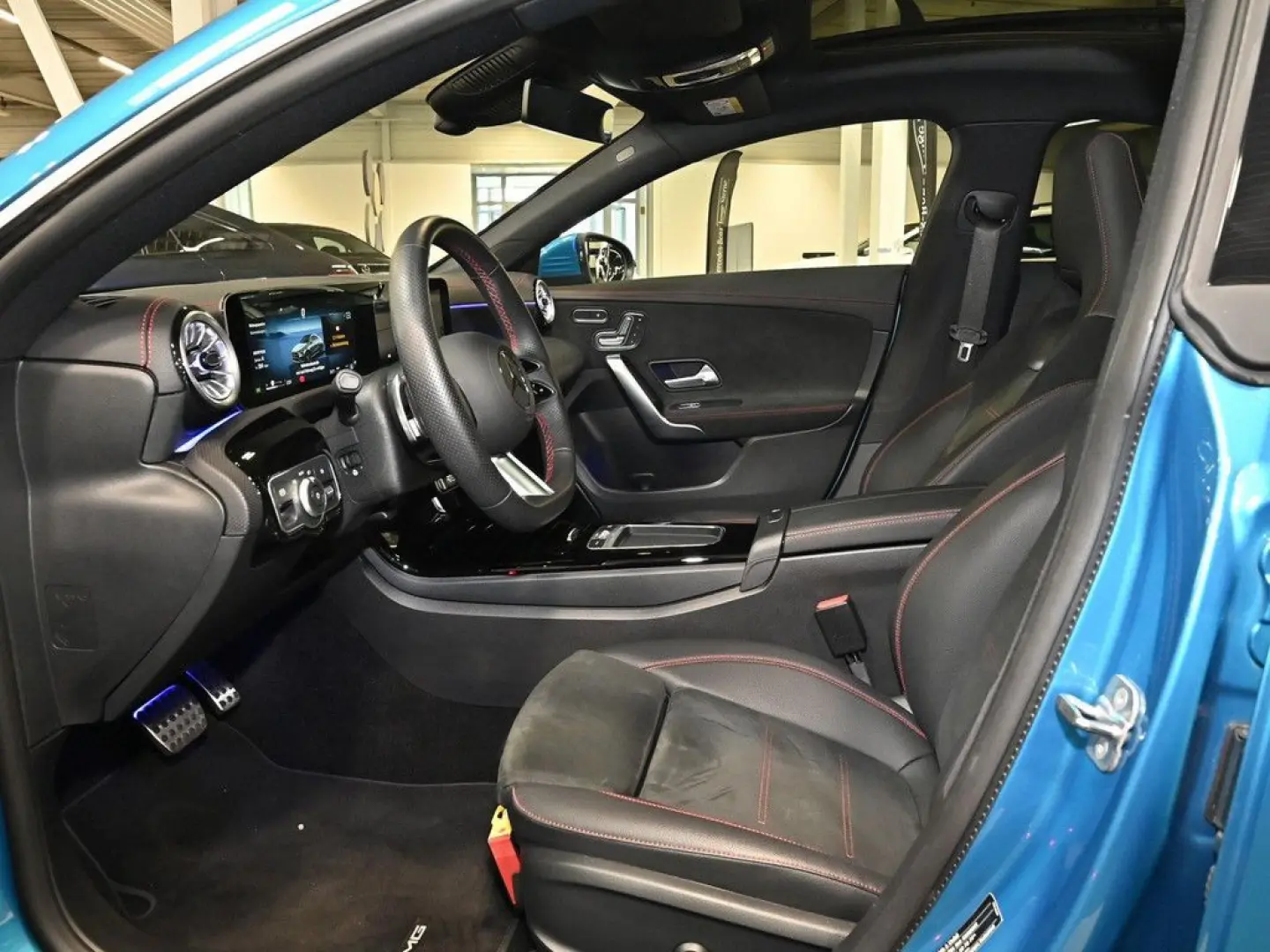 CLA 220 4M Coupé AMG Sport Premium+ Distr. LED P
