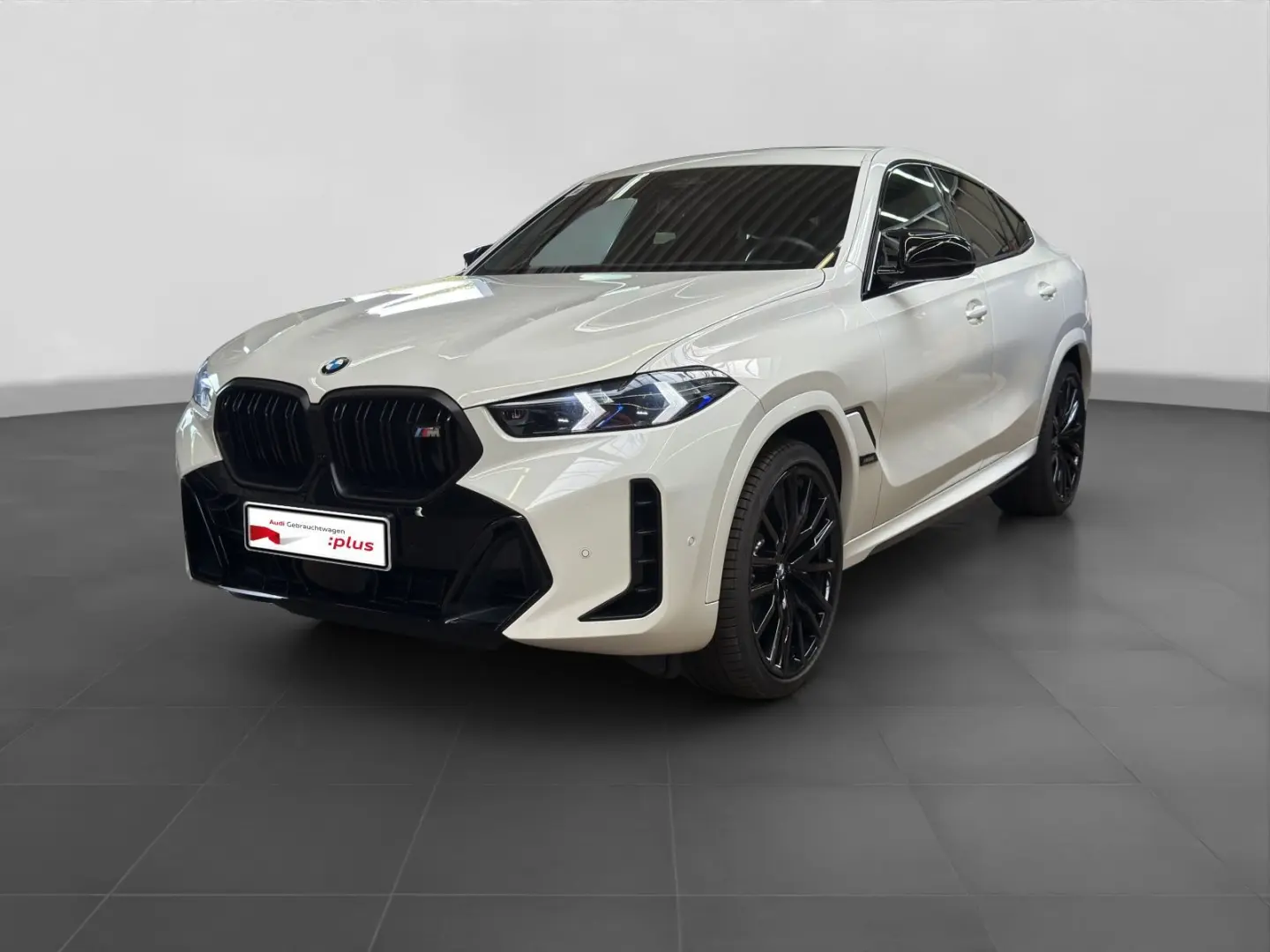 X6 M60i xDrive LM22 SKY LOUNGE HK