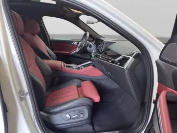 X6 M60i xDrive LM22 SKY LOUNGE HK