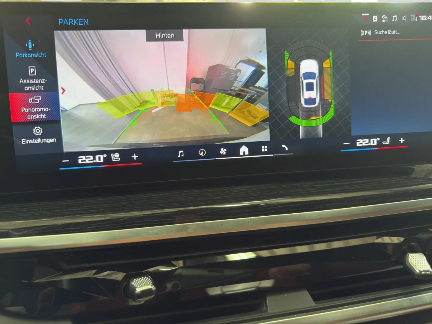 X6 M60i xDrive LM22 SKY LOUNGE HK