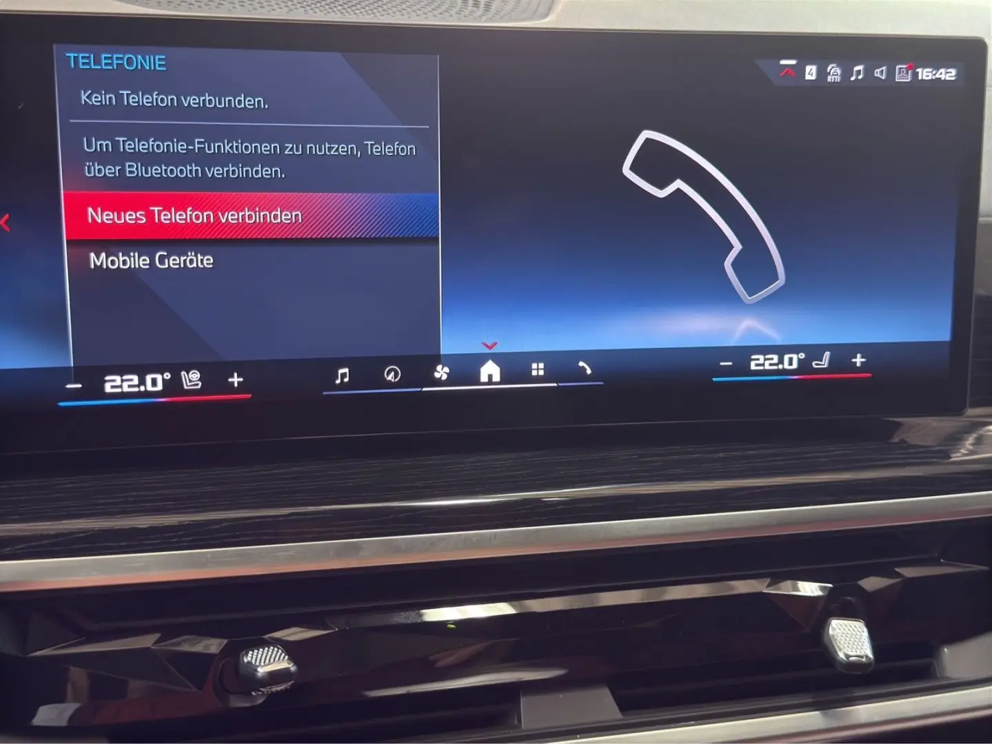 X6 M60i xDrive LM22 SKY LOUNGE HK